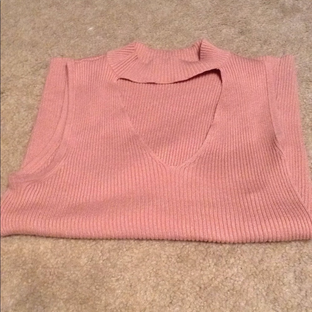 Very cute like pink neck and shoulder cute shirt